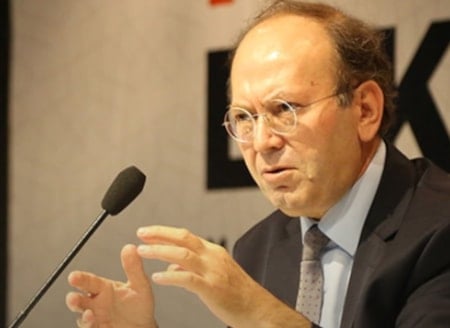 Atatürk’e ‘cellat’ diyen yazara AKP’li belediyeden davet