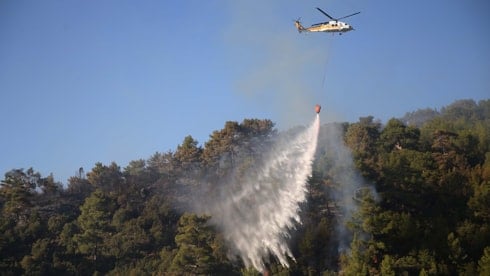 Menteşe'deki yangın sürüyor