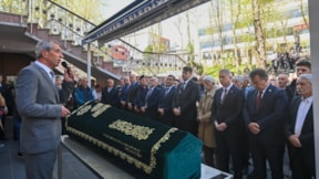 Gece kulübü yangını kurbanları toprağa veriliyor