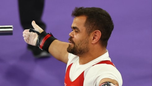 Abdullah Kayapınar tarihe geçti