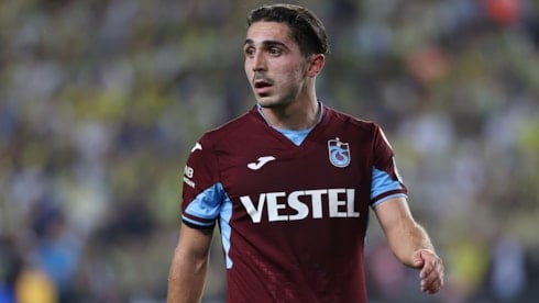 Abdülkadir Ömür yolcu!