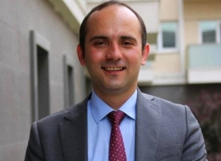 Tayfun Kahraman kimdir?