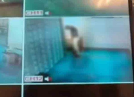 Sakarya'daki tarihi camide mide bulandıran görüntü