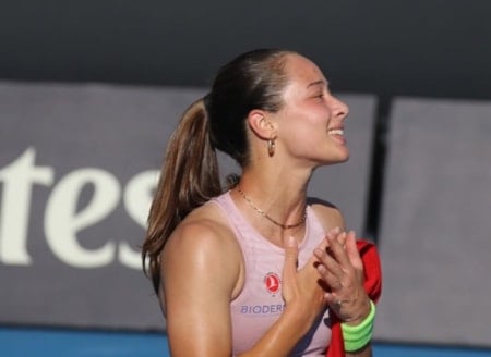 Zeynep Sönmez'e Katar'dan özel davet