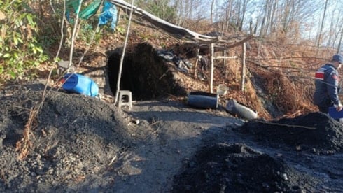 Ruhsatsız madenlere kilit 