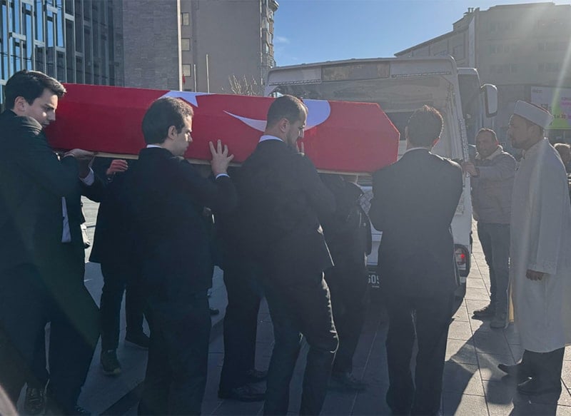 Ayla Erduran son yolculuğuna uğurlandı