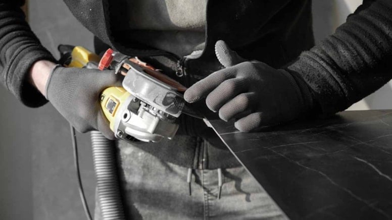 Eve gelen ustayı izledi hayatı değişti: 24 yaşında kazancı 10 milyon TL'yi aştı