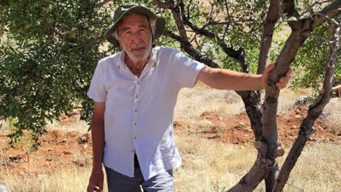 Mustafa öğretmen alkışı hak ediyor