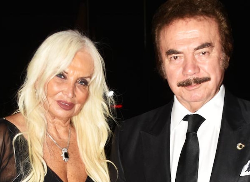 "Orhan Gencebay hastaneye kaldırıldı" söylentisi heyecan yarattı