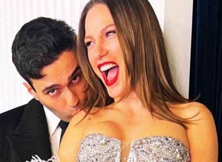 Mert Demir'den sevgilisi Serenay Sarıkaya'ya övgü dolu sözler