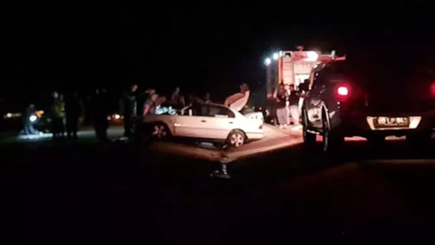 Otomobil traktöre çarptı, 1 kişi öldü