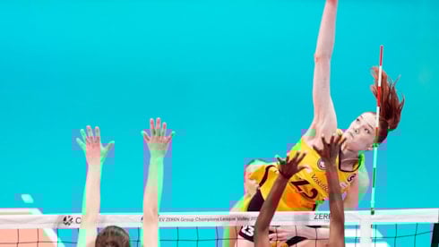 VakıfBank, CS Volei Alba'ya set vermedi