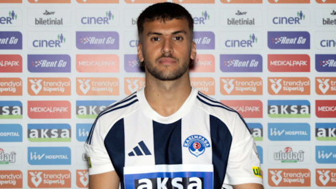 Kasımpaşa 3 isimle birden anlaşmaya vardı